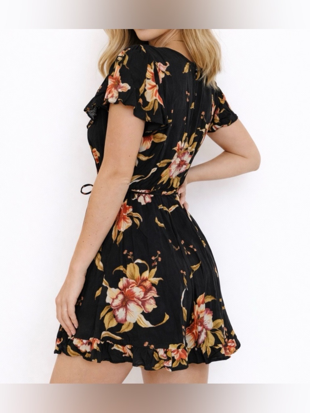 Xhilaration Black Floral Romper for Women Size Small